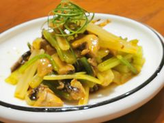 -姜君·千岛湖鱼头馆(浦东大道店)