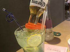 -街角等你.大连海鲜烧烤.经典铁板海鲜串(西安路店)