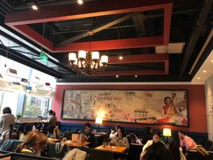 -西西弗书店&矢量咖啡(凯德晶萃广场店)