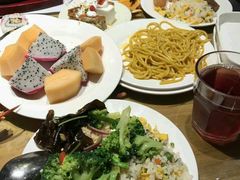 -怡人怡口牛排海鲜自助(飞龙大厦店)