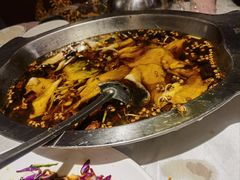 -鑫巴蜀小镇 · 水煮鱼专研店(玉桥店)