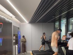 -乐刻健身(龙华红山6979店)