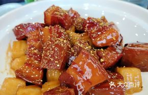 Osmanthus Pear and Pork Belly
