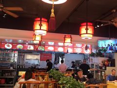 大堂-陈寔包子王·卤煮小肠·京味小吃(龙潭店)
