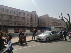 -秦皇岛市西港路小学