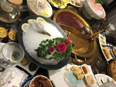 -小天鹅火锅·一线江景洪鼎旗舰店(洪崖洞店)