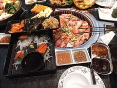 -烤路里·韩国品质自助烤肉(石路天虹4号店)