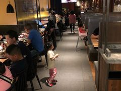 大堂-青年公社烤鸭(滨湖银泰店)