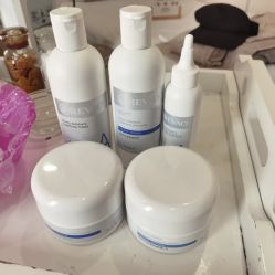 -苗方清颜•痘肌问题肌专研