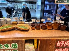 -云阿蛮云南生烫牛肉米线(奉贤路店)