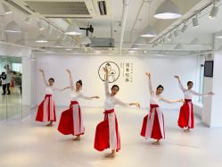 -深舞形体民族舞蹈工作室