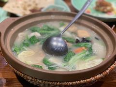 三鲜砂锅-虎哥私房菜(馒头山店)