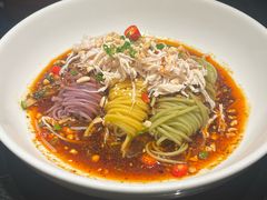 -瑞虹新天地月亮湾