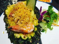 海鲜菠萝炒饭-美奈小馆·越南料理(中航城君尚购物中心店)