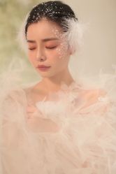 -艾米丽婚纱礼服