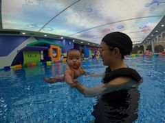 -龙格亲子游泳·水育早教运动中心(龙湾天街店)