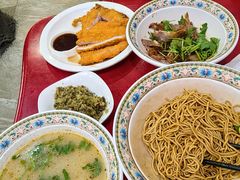 -金杨拉面王小吃面馆·牛三宝面·红烧牛肉粉