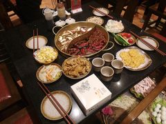 -老夏老火锅(正宁路店)