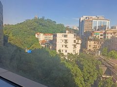 -府上酒店(广州火车站越秀公园地铁站店)
