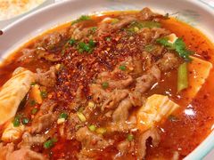 豆花牛肉-犇逸·乐山跷脚牛肉·四川现炒(览海店)