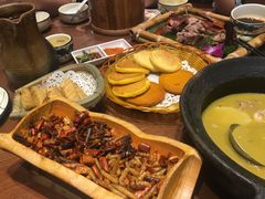 -老滇山寨•云南特色菜•地方菜•民族风情歌舞表演(金碧店)