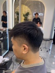-苏奇发型·烫发染发