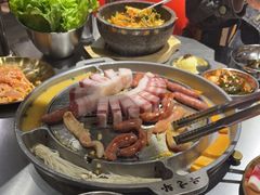 -哈哈碳都·牛肋条无限自助烤肉(台江万达店)