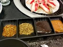 -烤路里·韩国品质自助烤肉(石路天虹4号店)
