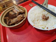 -万和春排骨砂锅米饭(湖北路店)