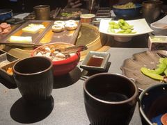 -铭牛烧肉·和牛海鲜自助(高新月牙湖店)