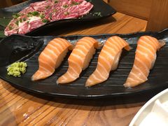 三文鱼握寿司-千寻烧肉(政务区店)