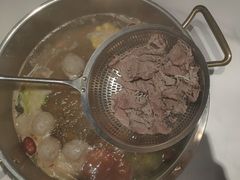 -犇鼎牛潮汕牛肉火锅(新辰里学清路店)