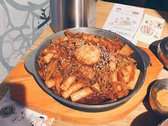 炒年糕-姜虎东白丁烤肉(恒隆广场店)
