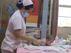 -堃腾月子会所