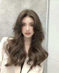 -安蒂护肤造型