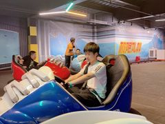 -极限PLAY运动娱乐新世界·团建派对潮玩休闲馆·室内蹦极高空游乐园