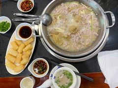 -老来福·非遗酸汤兔(凯旋路店)