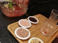 巴蜀红糖冰粉-鸣记脆皮烤鱼·海鲜烤鱼(亿合城店)