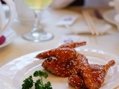 玻璃脆皮乳鸽-利苑酒家(金宝店)