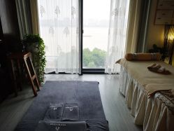 -至臻康妍健康管理中心
