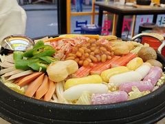 -豚妈妈汤饭·部队锅(南京东路店)