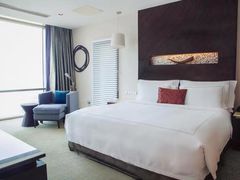 -青岛海尔洲际酒店