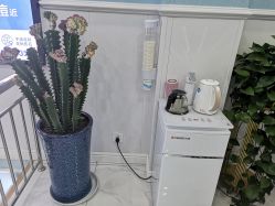 -蕾特恩专业祛痘·皮肤管理
