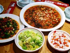 -自贡盐帮菜·玩辣餐厅(樱花园西街店)