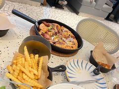 -必胜客(WOW中央公园店)