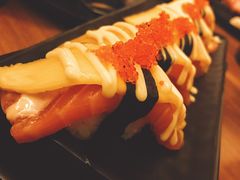 芒果三文鱼寿司（1枚）-昊·来了寿司(双楠2店)