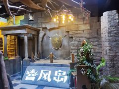 -暴风岛沉浸式体验馆(百联世纪店)