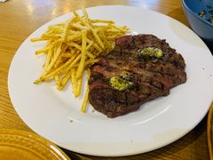 安格斯草饲无激素牡蛎牛排-HELLO 27 意面·沙拉·帕尼尼