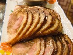 三少酱肘子-娄三少·老北京春饼烤鸭家常菜(富力又一城店)