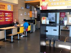 大堂-麦当劳(朝阳路得来速店)